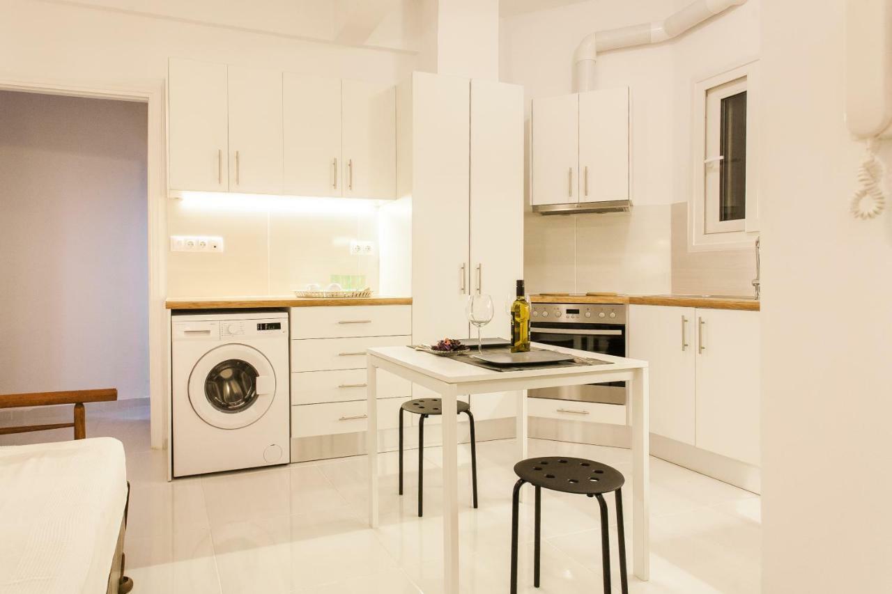 Classy And Stylish Private Apartment At Acropolis Museum Metro Station เอเธนส์ ภายนอก รูปภาพ