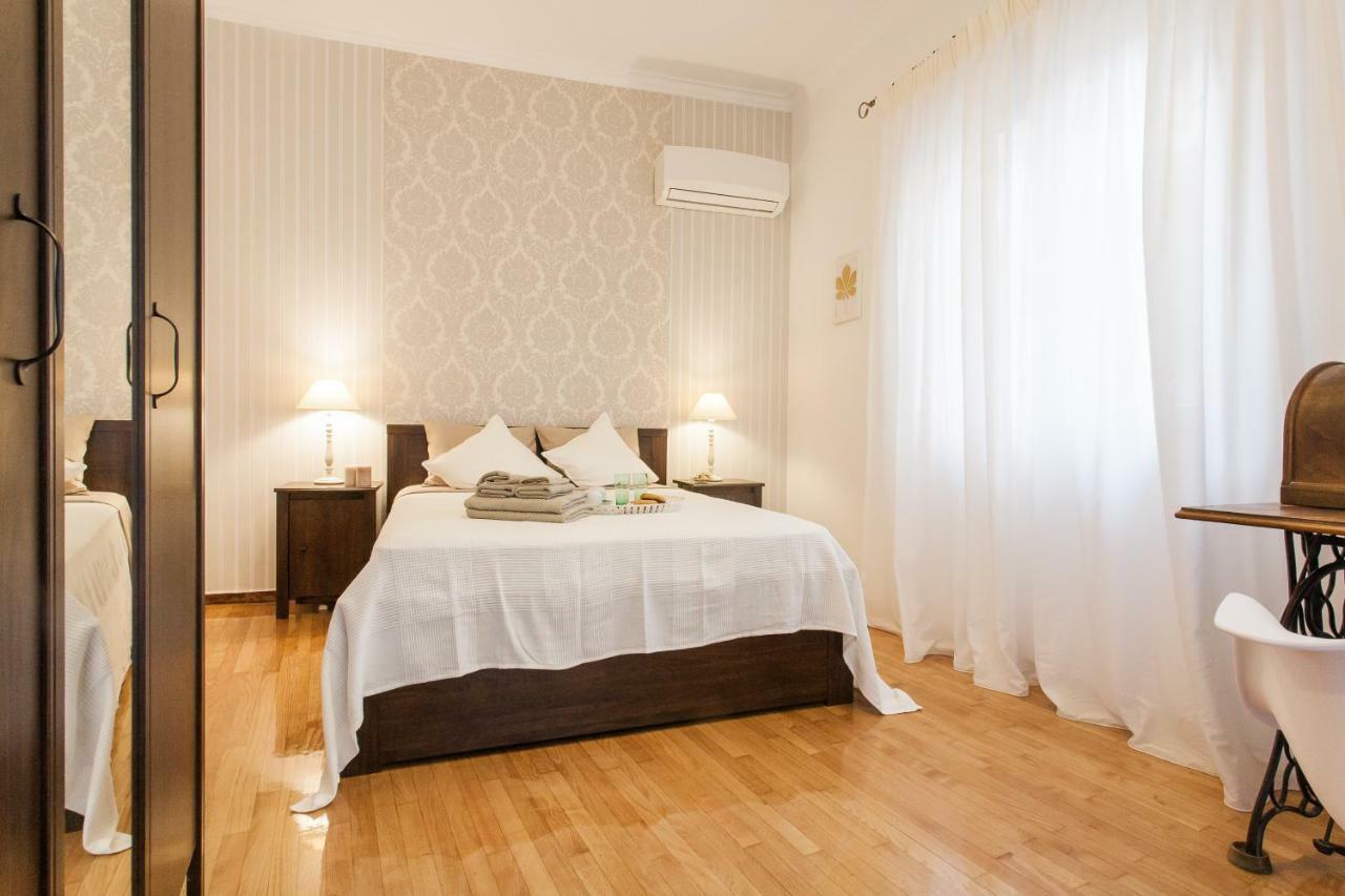 Classy And Stylish Private Apartment At Acropolis Museum Metro Station เอเธนส์ ภายนอก รูปภาพ